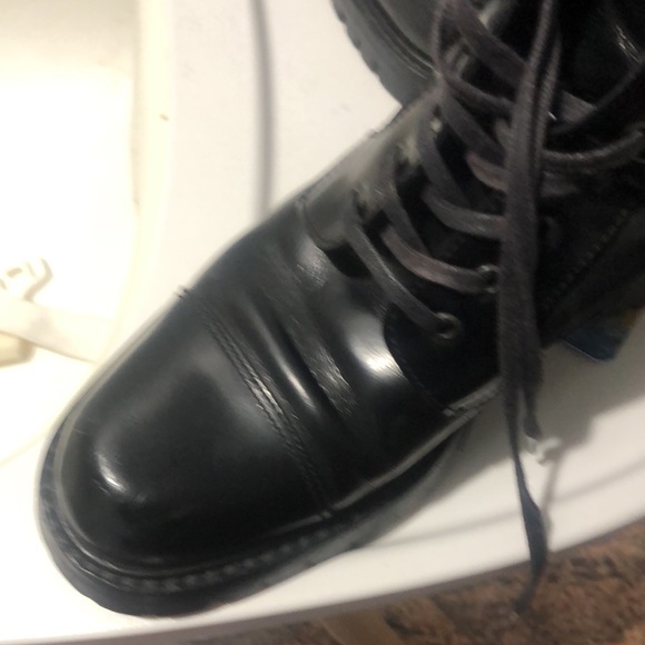 Prada boots - Picture 8 of 8